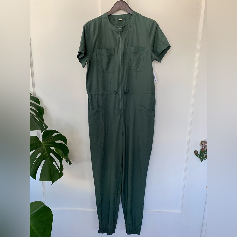 NWT: old navy stretch tech jumpsuit medium tall